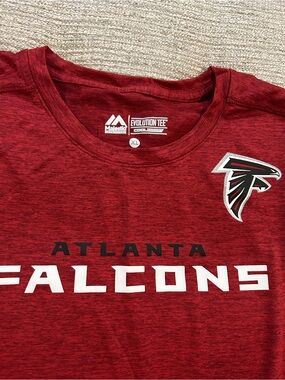 Majestic Heathered Red Atlanta Falcons Long Sleeve Tee with Team Graphics